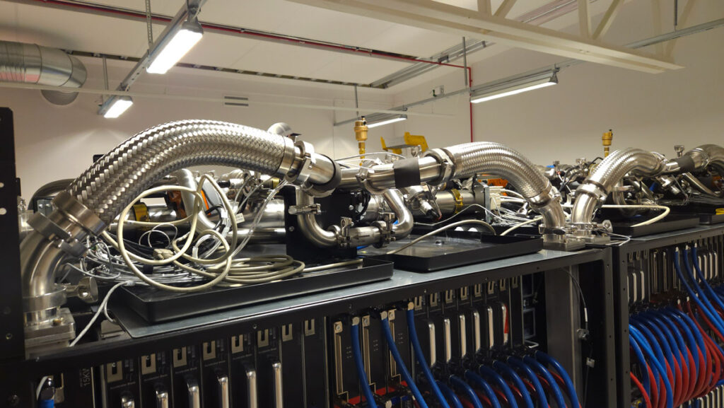 Snaking supercomputer cooling pipes